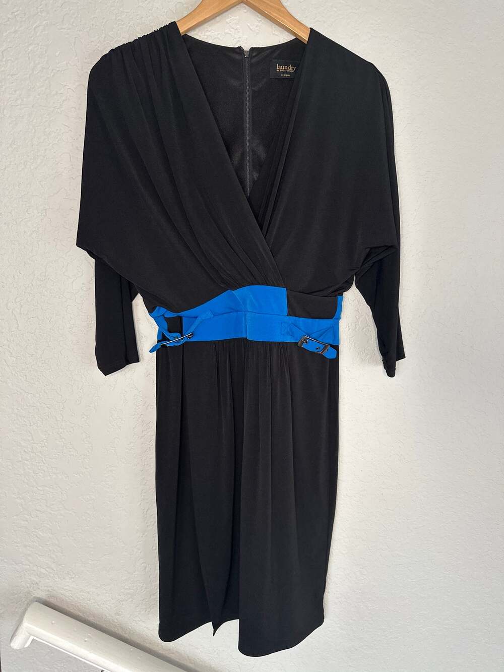 Laundry by Shelli Segal Black Jersey Wrap Dress Blue Buckles Office Siren 80s